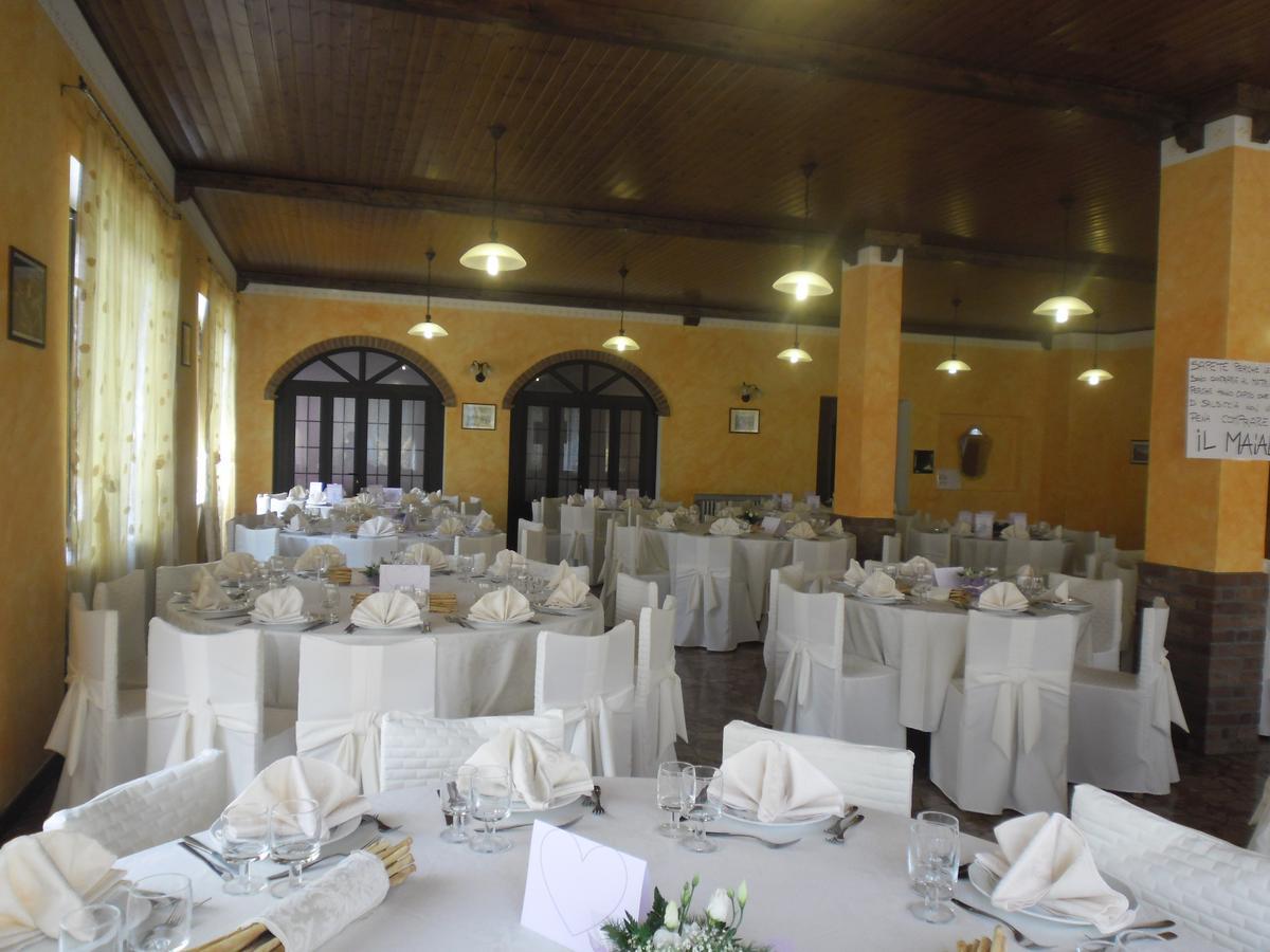 L'Ostu Del Povr-Om Otel Pinasca Dış mekan fotoğraf